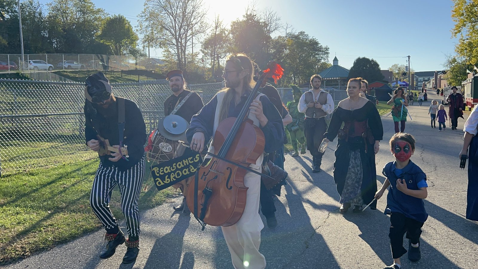 Vardo musicians moving through an outdoor event